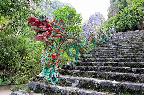 Tour du lịch thăm cố đô Hoa Lư - Tràng An - Hang Múa đặc biệt 1 ngày